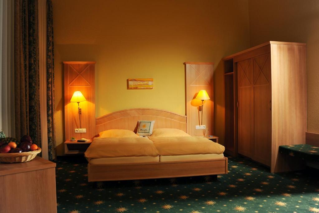 Hotel Restaurant Sonnenhof Weyerbusch Kamer foto