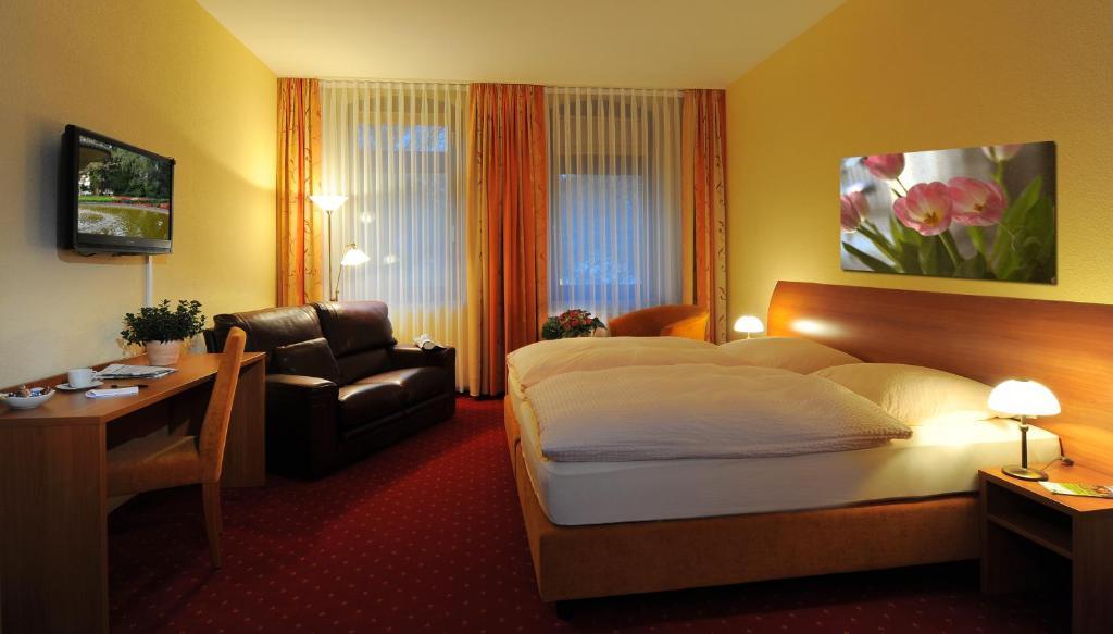Hotel Restaurant Sonnenhof Weyerbusch Kamer foto